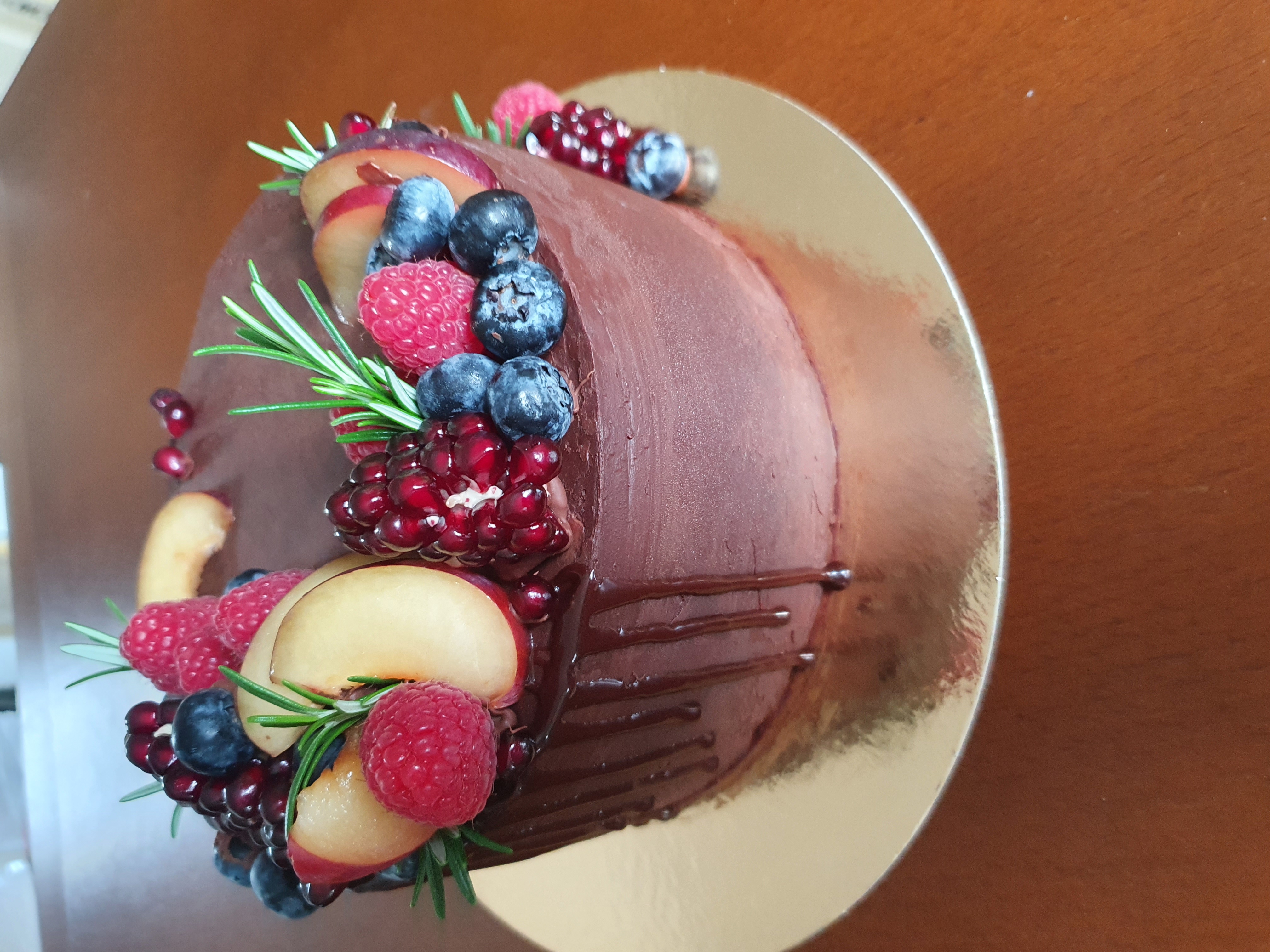 Chocolat noir avec fruits